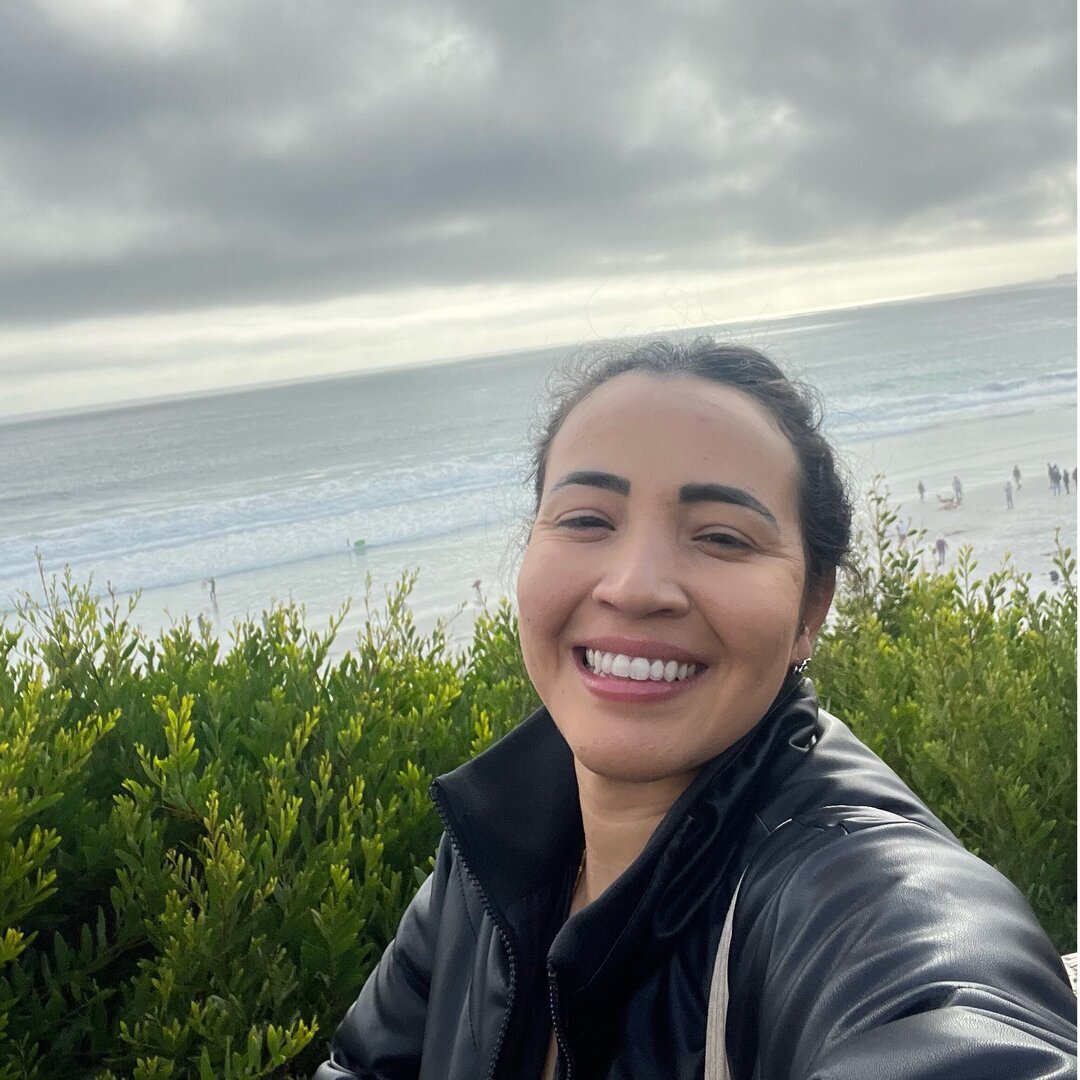 Book Services in Fremont, CA with Giselly