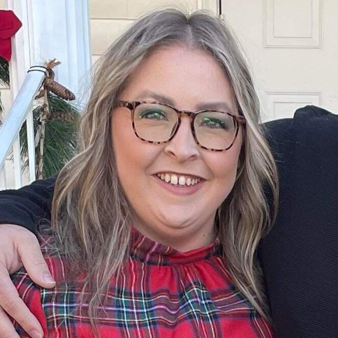 Book Services in Green Cove Springs, FL with Caitlyn