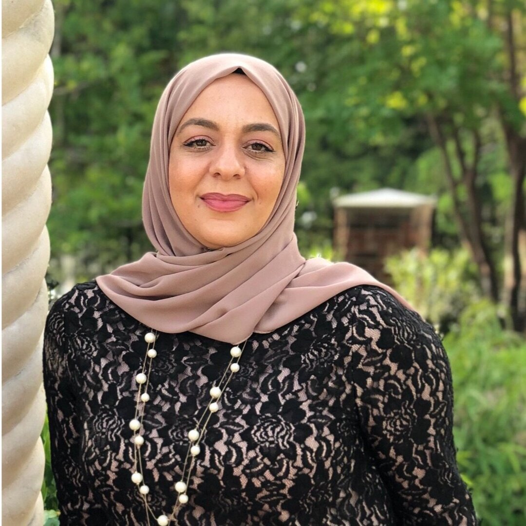 book-services-in-north-royalton-oh-with-rana