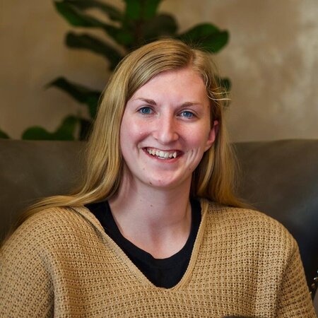 Book Services in West Des Moines, IA with Alexis