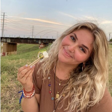 Book Services in Denton, TX with Lauren