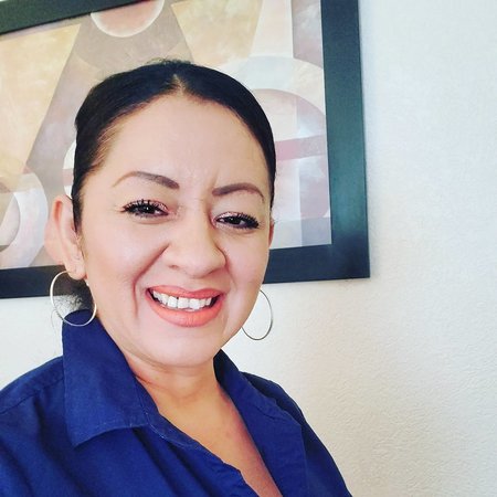 Book Services in El Paso, TX with Elisa