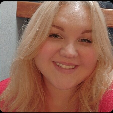 Book Services in Saint Cloud, FL with Makala