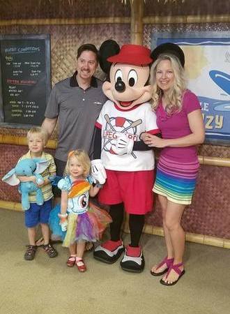 Nanny Job In Irvine Ca 92614 Full Time Nanny Needed Care Com