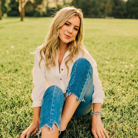 Book Services in Gainesville, FL with Kara