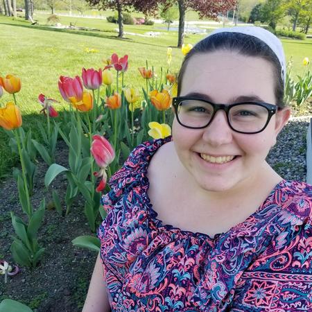 Book Services in Lewiston, ME with Victoria